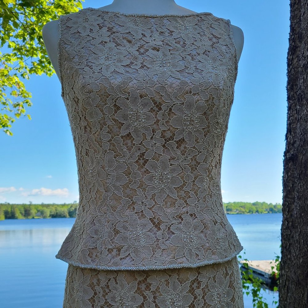 Ann Taylor - Picture 2 of 6